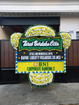 Papan Bunga Duka di Nagarasari